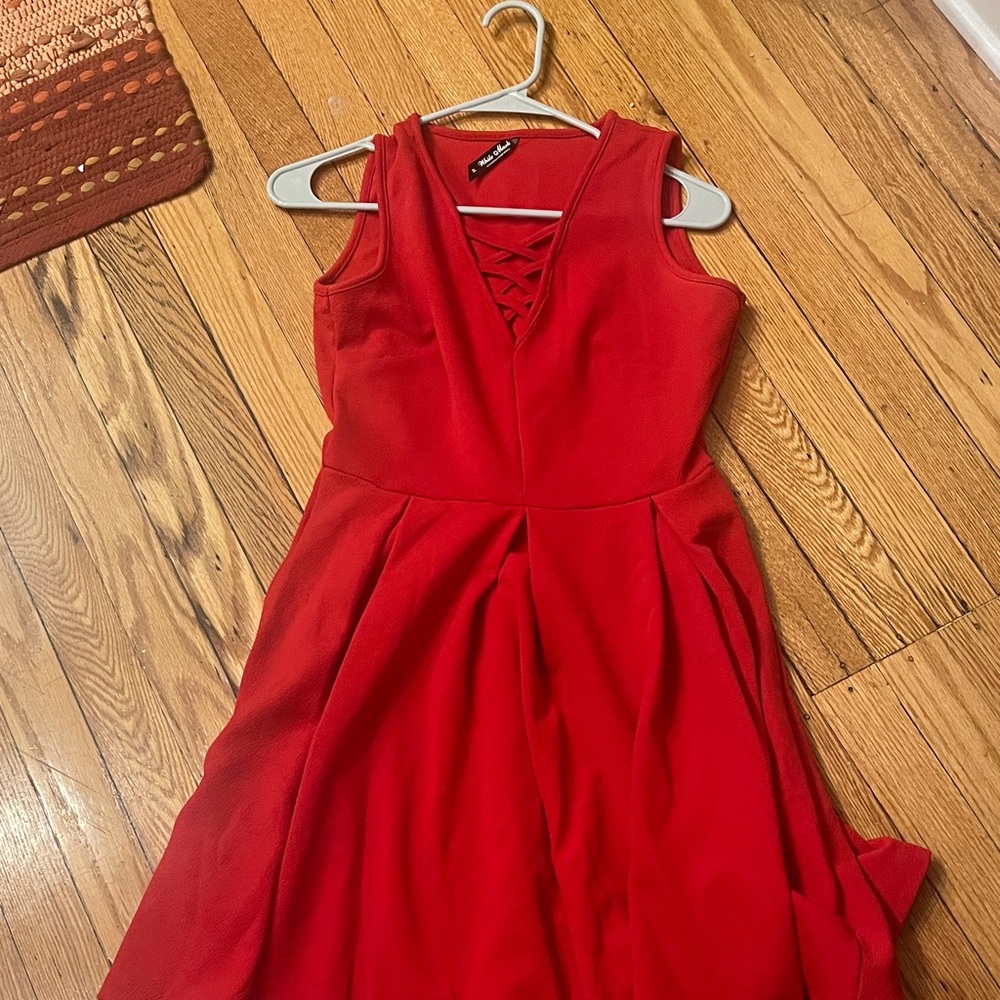 White Mark Scarlet Sleeveless Midi Dress